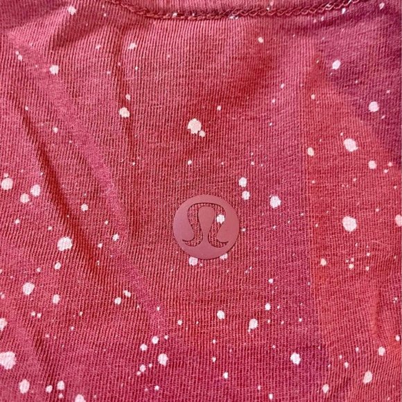 Lululemon Speckled maroon T shirt Size 4 - Picture 2 of 3
